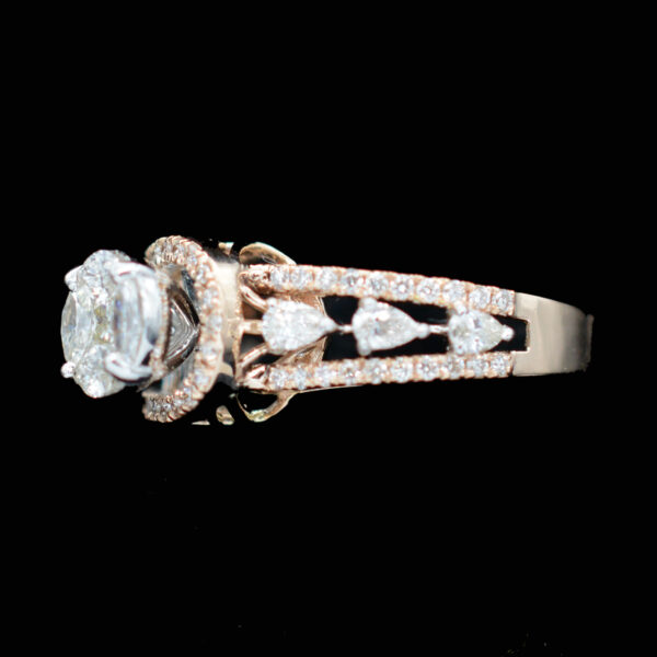 Ladies Ring