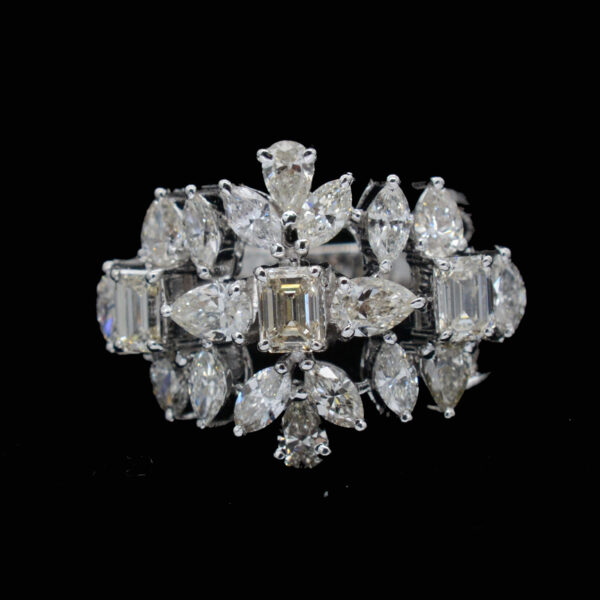 Ladies Ring