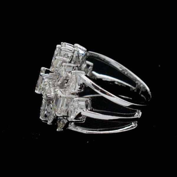 Ladies Ring