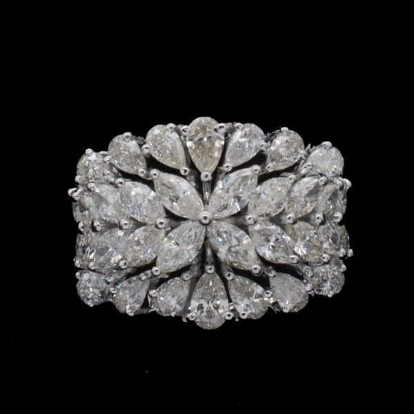 Ladies Ring