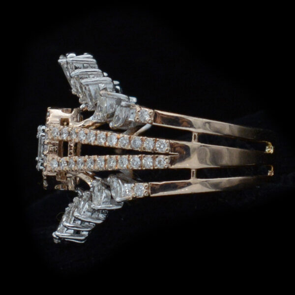 Ladies Ring