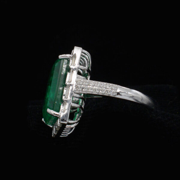 Ladies Ring