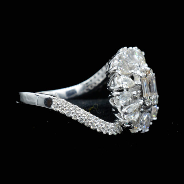 Ladies Ring