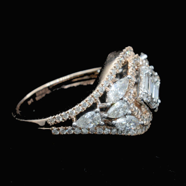 Ladies Ring