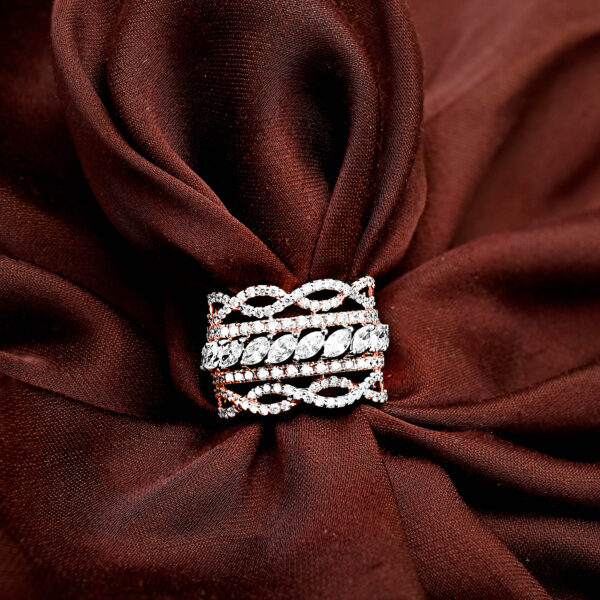 Ladies Ring