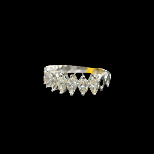 Ladies Ring