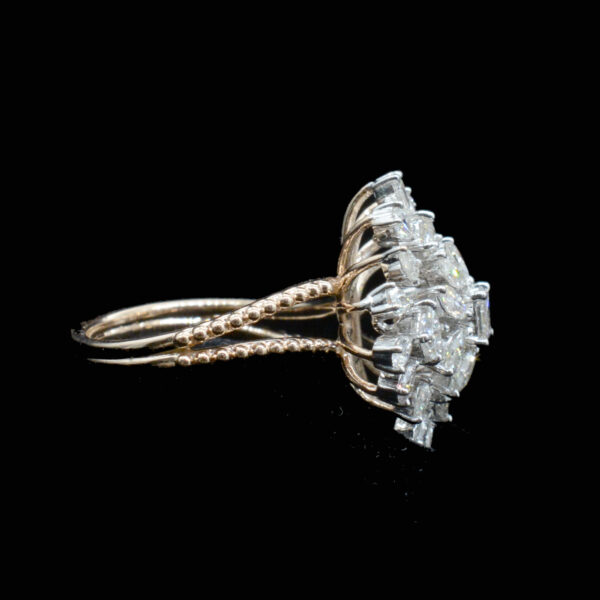 Ladies Ring