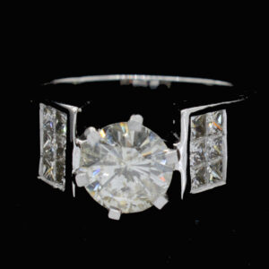Ladies Ring