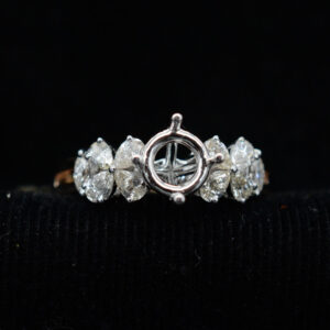 Ladies Ring
