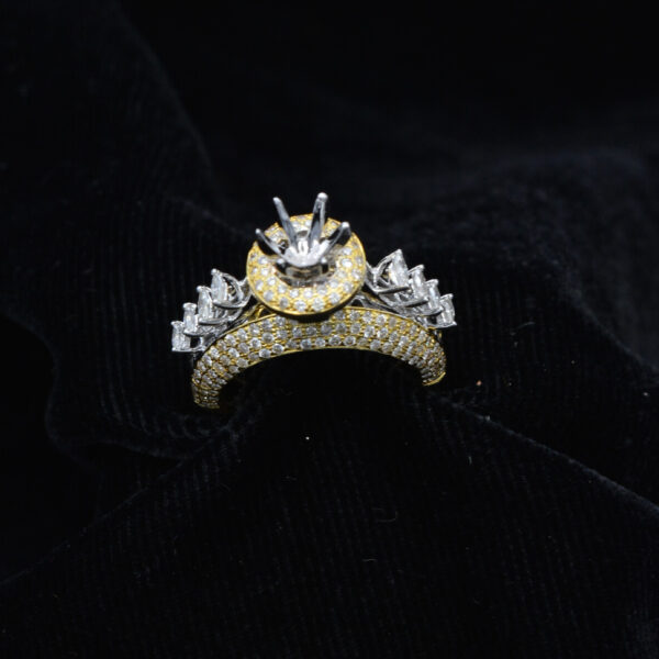 Ladies Ring