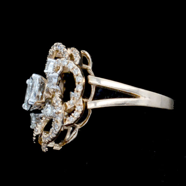 Ladies Ring