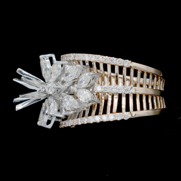 Ladies Ring