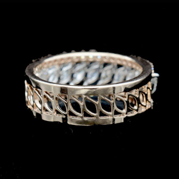 Ladies Ring