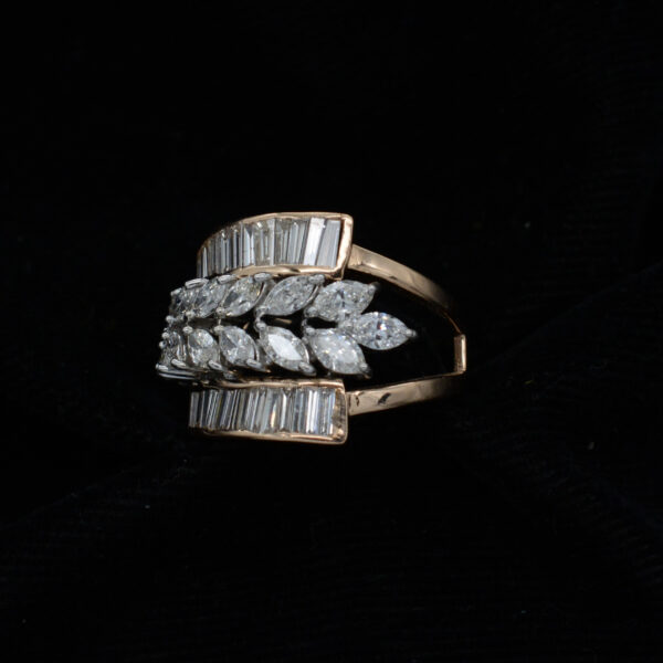 Ladies Ring