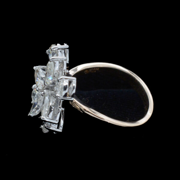 Ladies Ring