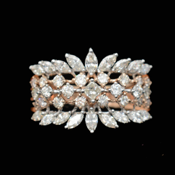 Ladies Ring