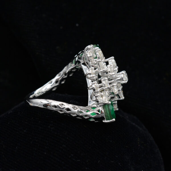 Ladies Ring