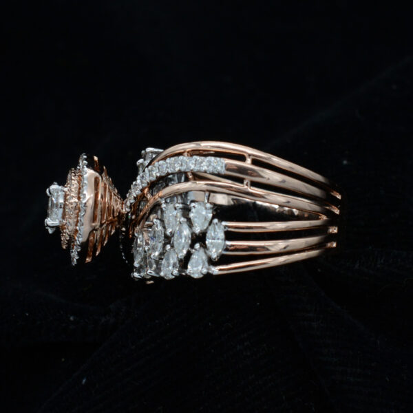 Ladies Ring