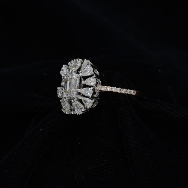 Ladies Ring