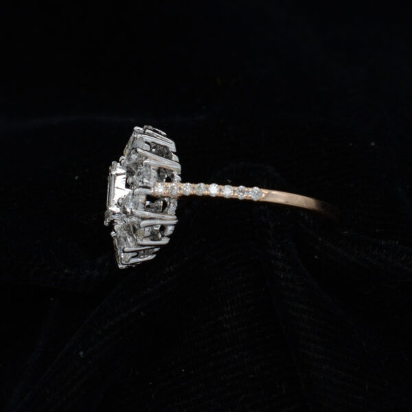 Ladies Ring