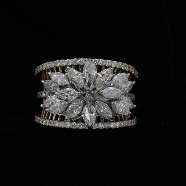 Ladies Ring