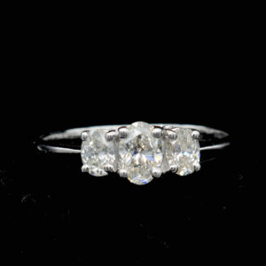 Ladies Ring