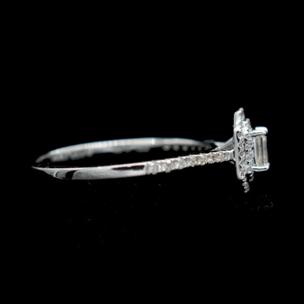 Ladies Ring