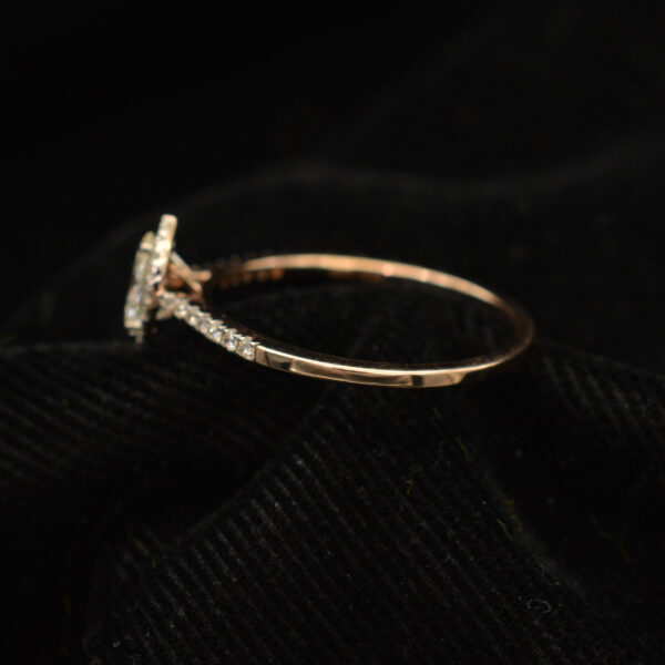 Ladies Ring