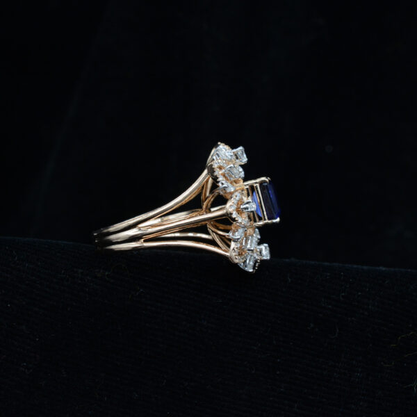 Ladies Ring