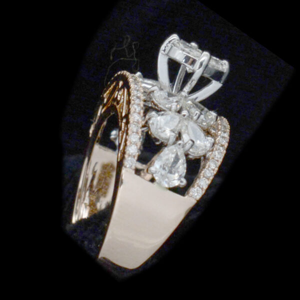 Ladies Ring