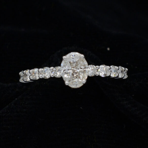 Ladies Ring