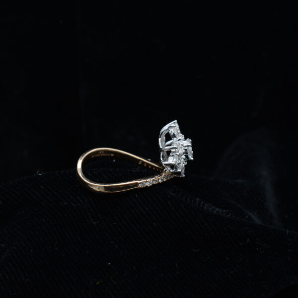 Ladies Ring