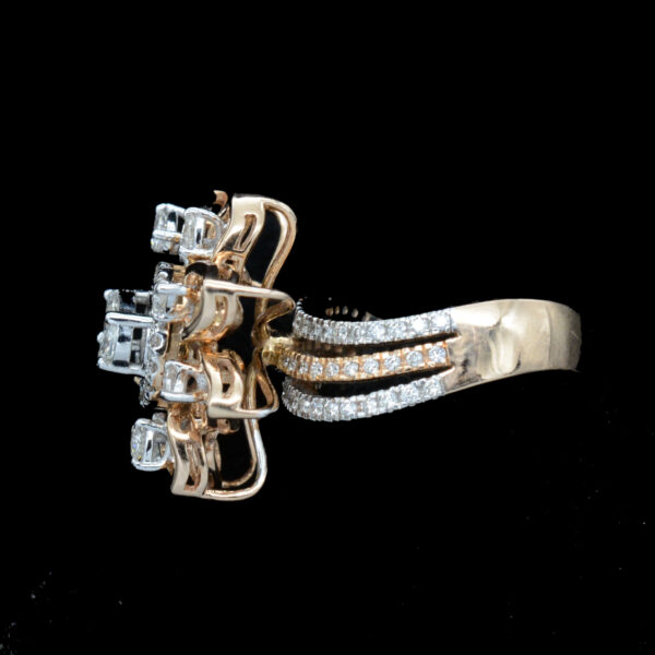 Ladies Ring