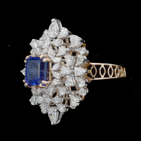 Ladies Ring