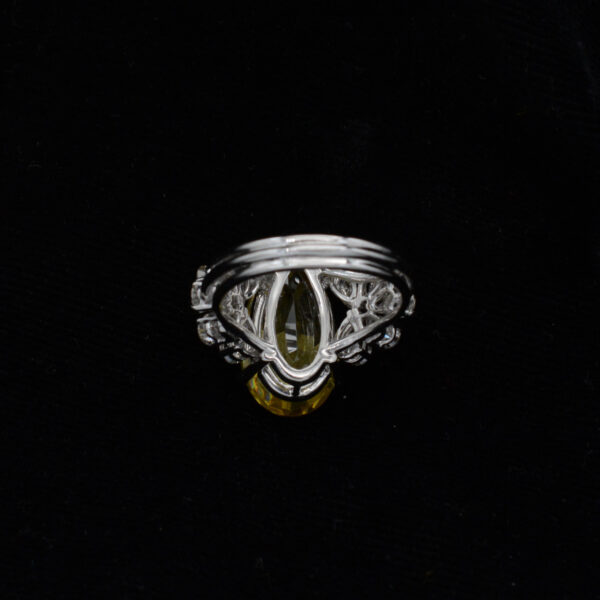 Ladies Ring