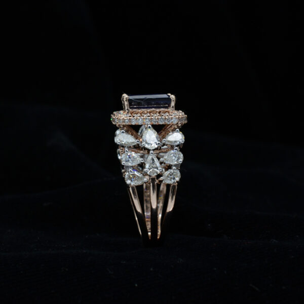 Ladies Ring