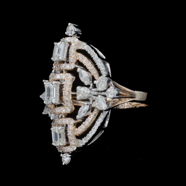 Ladies Ring