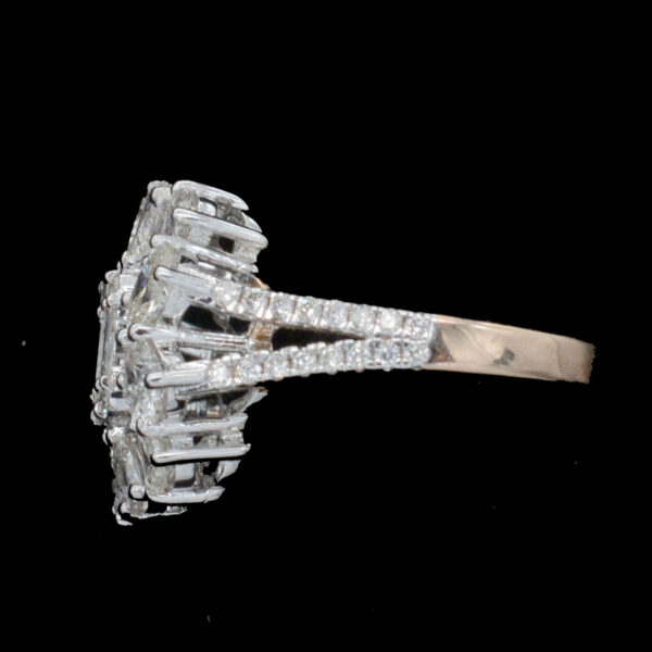 Ladies Ring