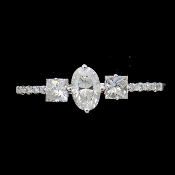 Ladies Ring