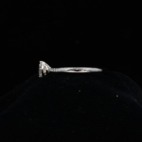 Ladies Ring