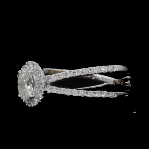 Ladies Ring