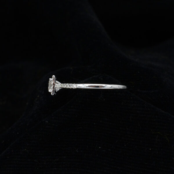 Ladies Ring