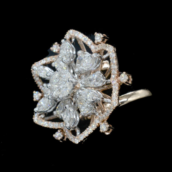 Ladies Ring