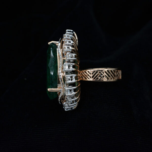 Ladies Ring