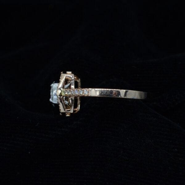 Ladies Ring