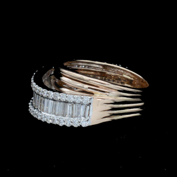 Ladies Ring