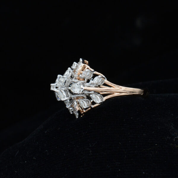 Ladies Ring