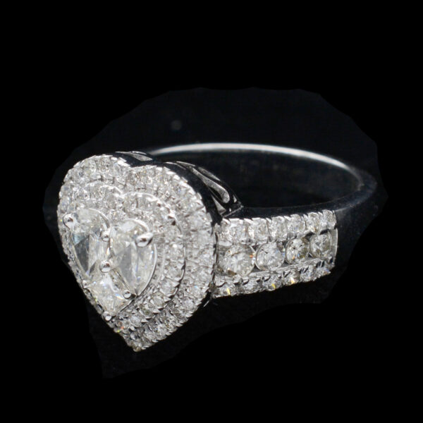 Ladies Ring
