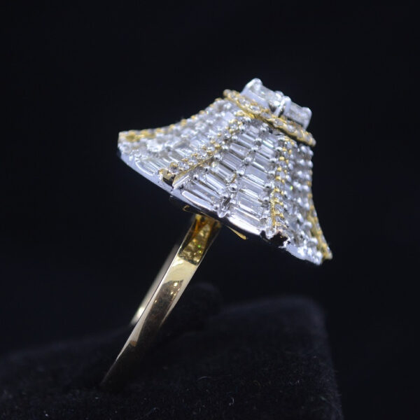 Ladies Ring