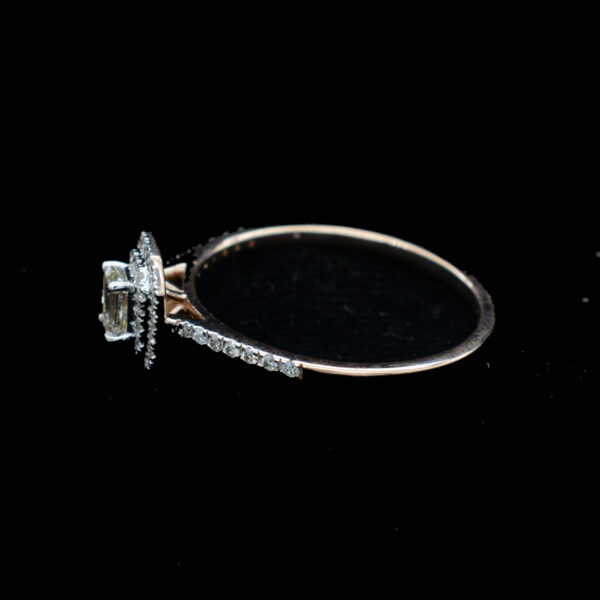Ladies Ring